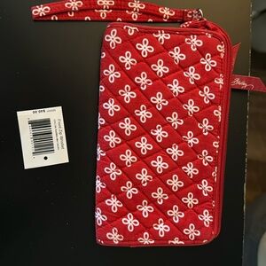Vera Bradley front zip wristlet